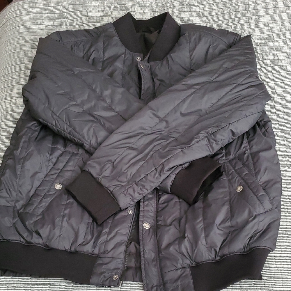 The North Face Men's Black Quilted Bomber Jacket